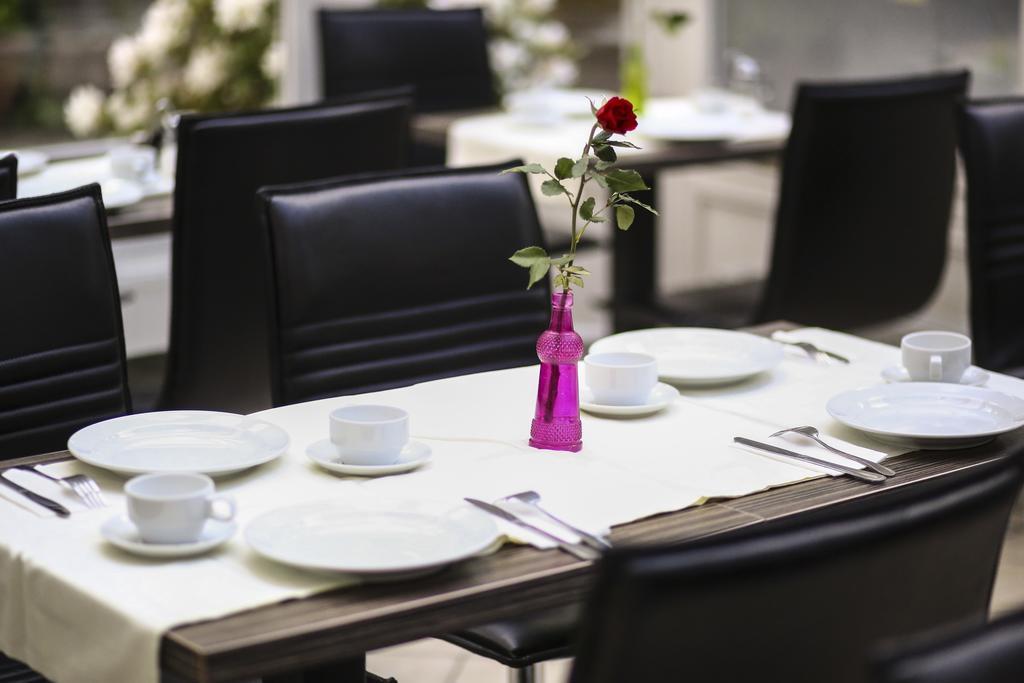 Hotel Marienthal Garni Amburgo Esterno foto