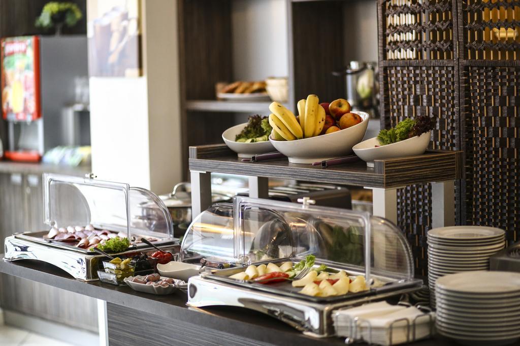 Hotel Marienthal Garni Amburgo Esterno foto